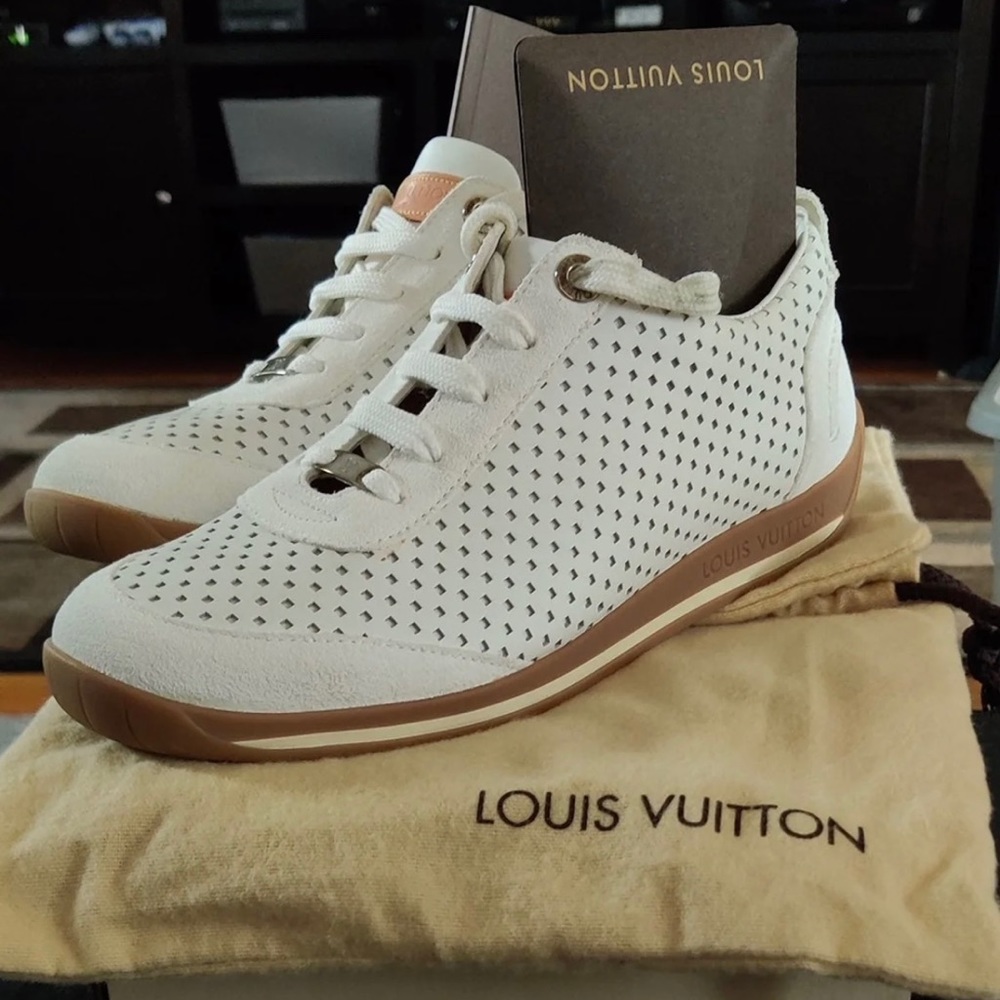 Louis Vuitton Vintage Womens sneaker
